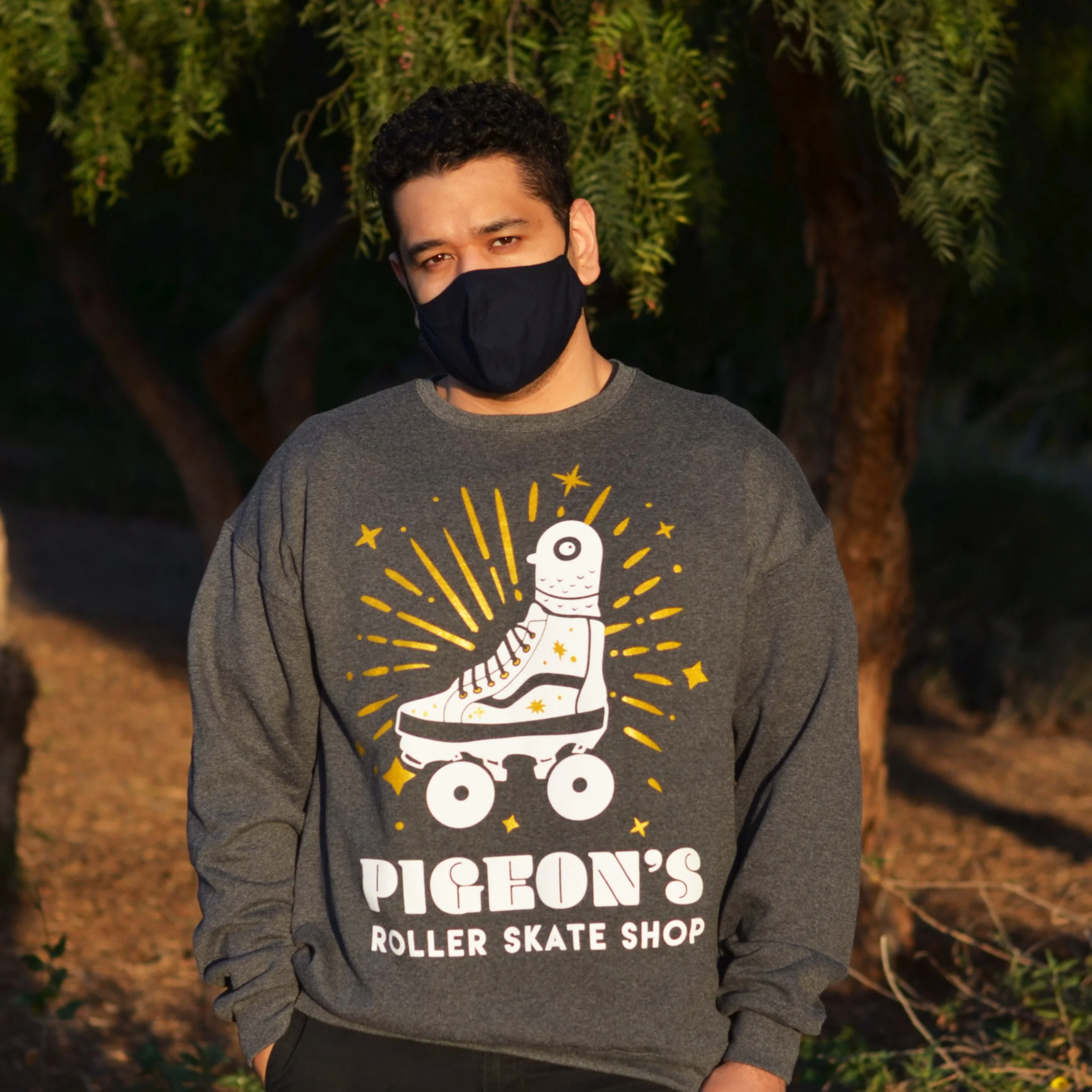 Pigeon's Roller Skate Shop Crewneck - GREY/GOLD - Image 4